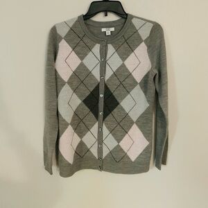 Croft & Barrow Argyle Cardigan in Gray, Pink, and White